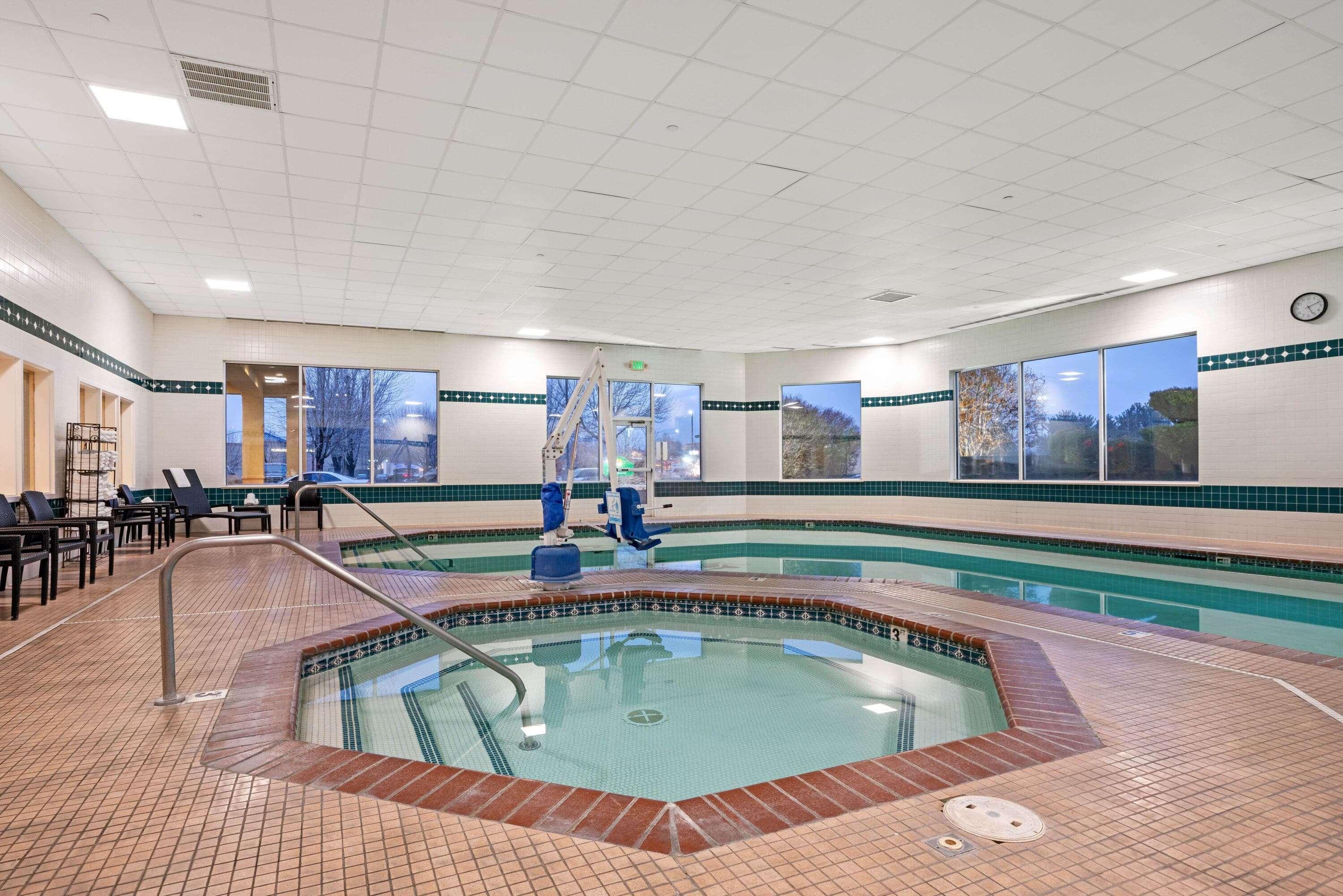 La Quinta By Wyndham Boise Towne Square Hotel Exterior photo